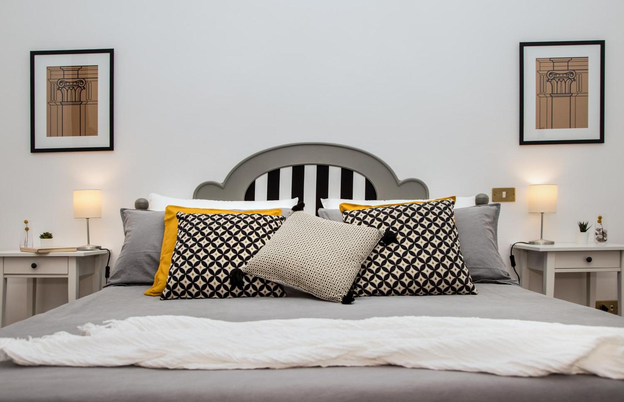 Casa Frangiò - Modern Apartment Naples Historical Centre - by Gocce Team Esterno foto
